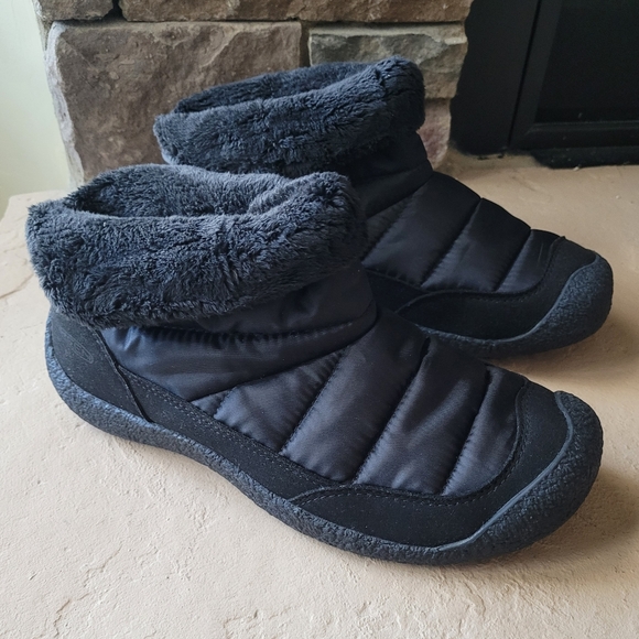 Keen Women's Fold Down Black Howser Pull On Ankle Boots # 1027929 Size US 9 - Picture 3 of 10